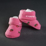 Dojčenské papučky: ružové s jahôdkami