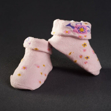 Dojčenské ponožtičky: staro - ružové s kvietkami